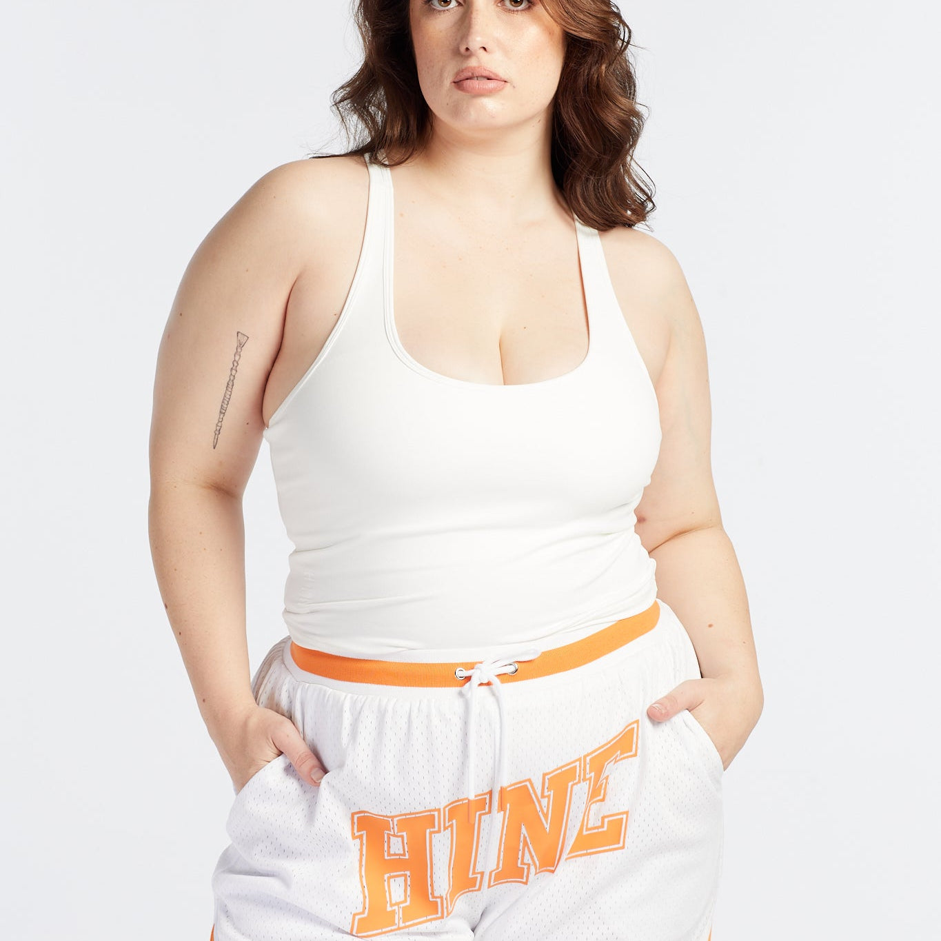 SUMMER PERFORMANCE CROP SINGLET PEARL