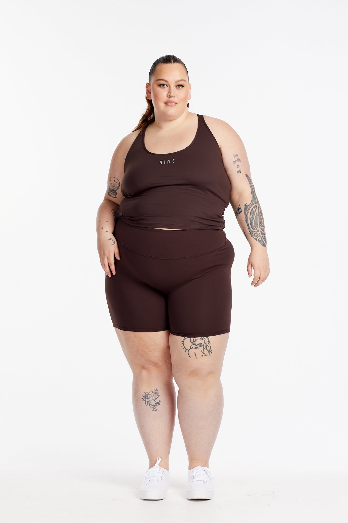 PERFORMANCE RACERBACK CROP SINGLET ESPRESSO