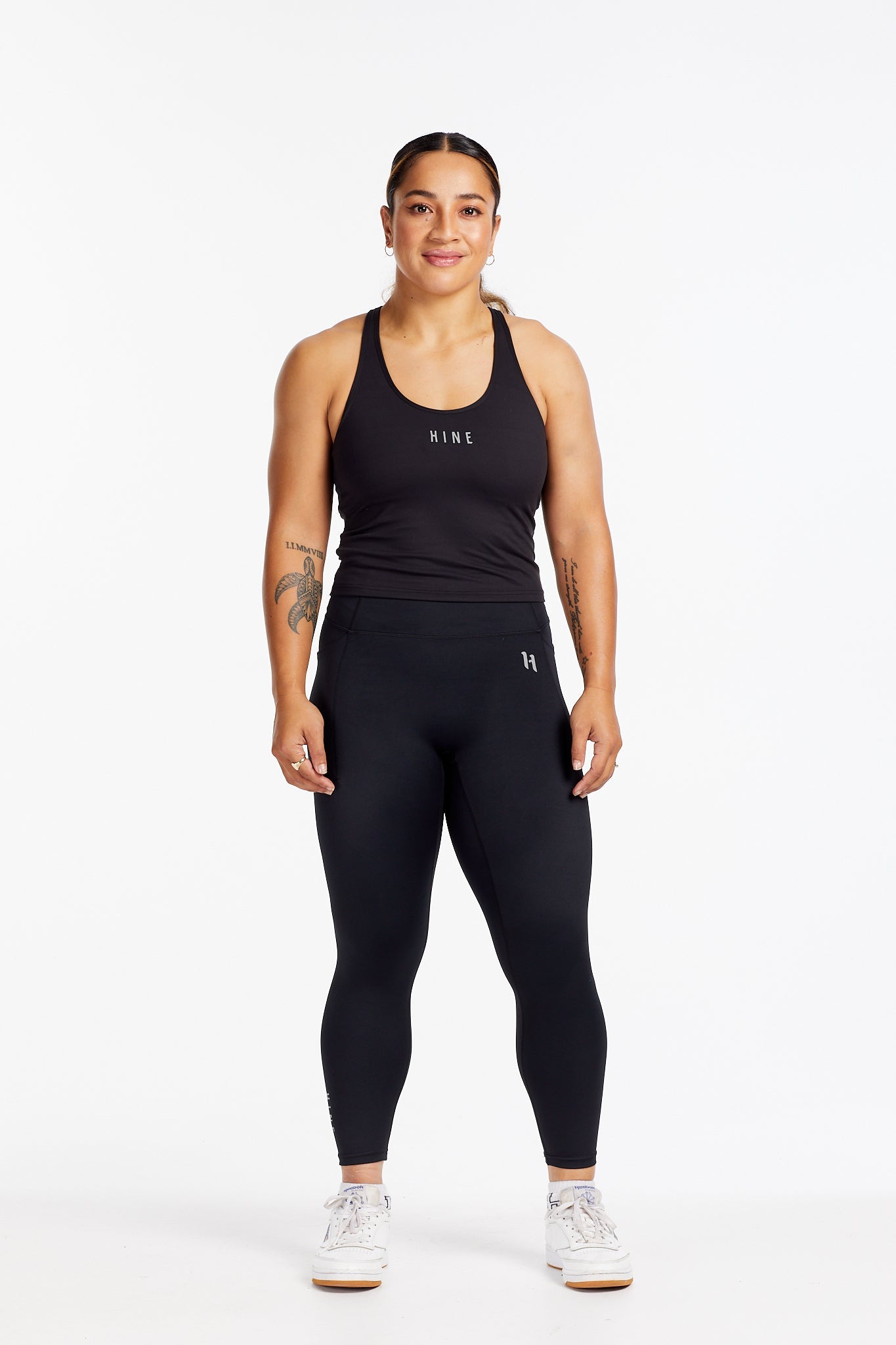 PERFORMANCE RACERBACK CROP SINGLET ONYX