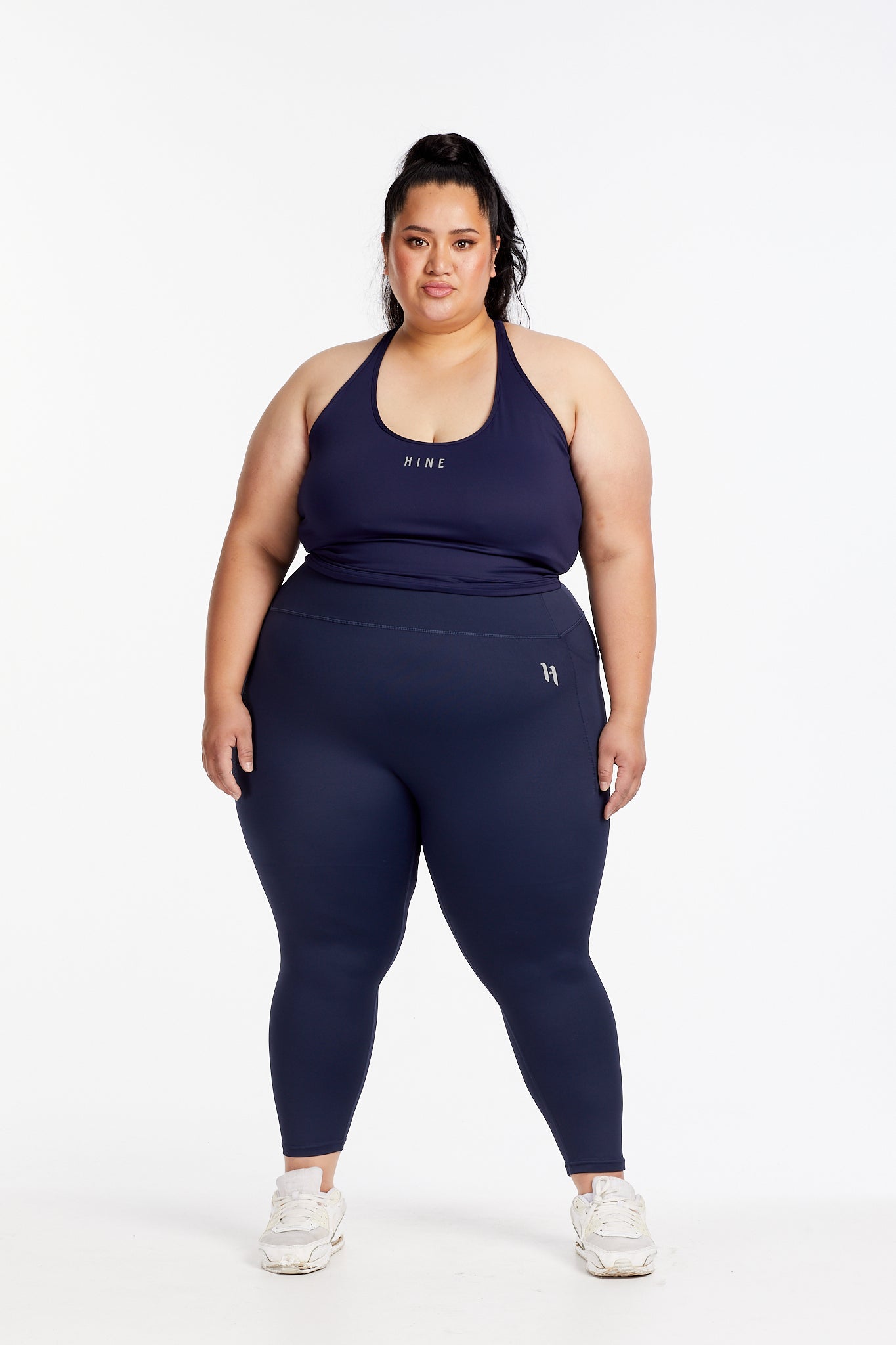 PERFORMANCE RACERBACK CROP SINGLET NAVY