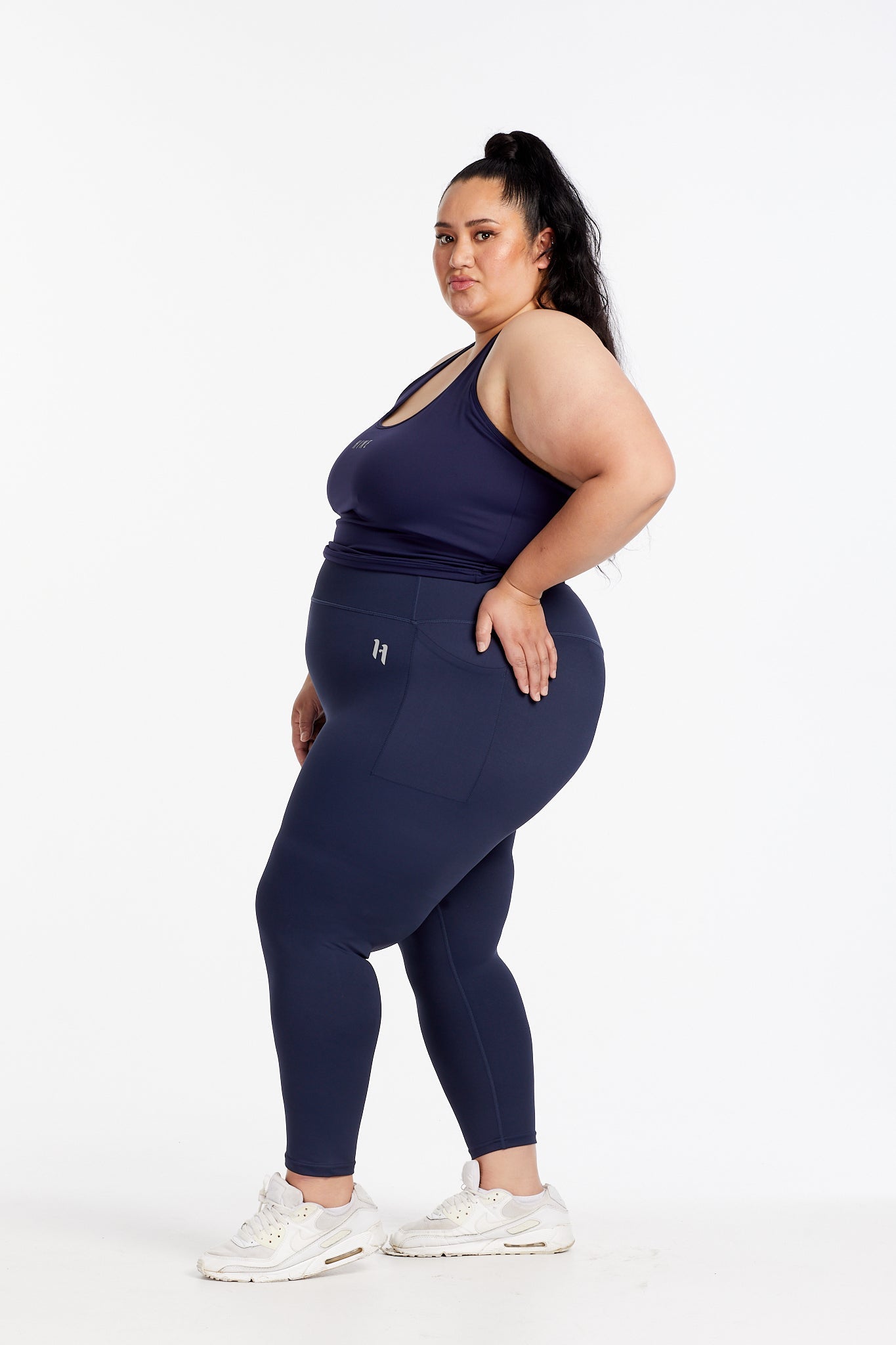 PERFORMANCE RACERBACK CROP SINGLET NAVY