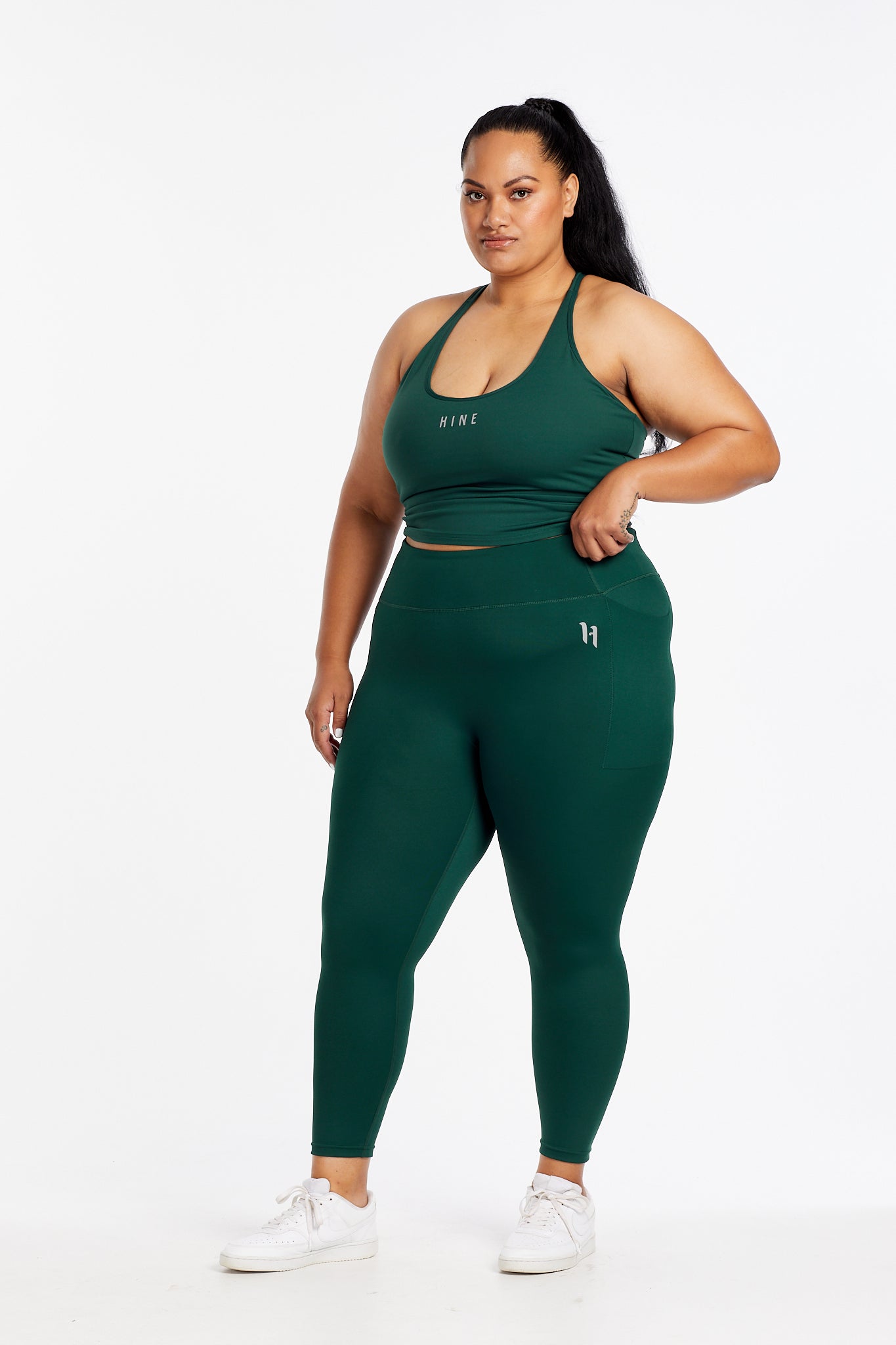 PERFORMANCE RACERBACK CROP SINGLET PINE