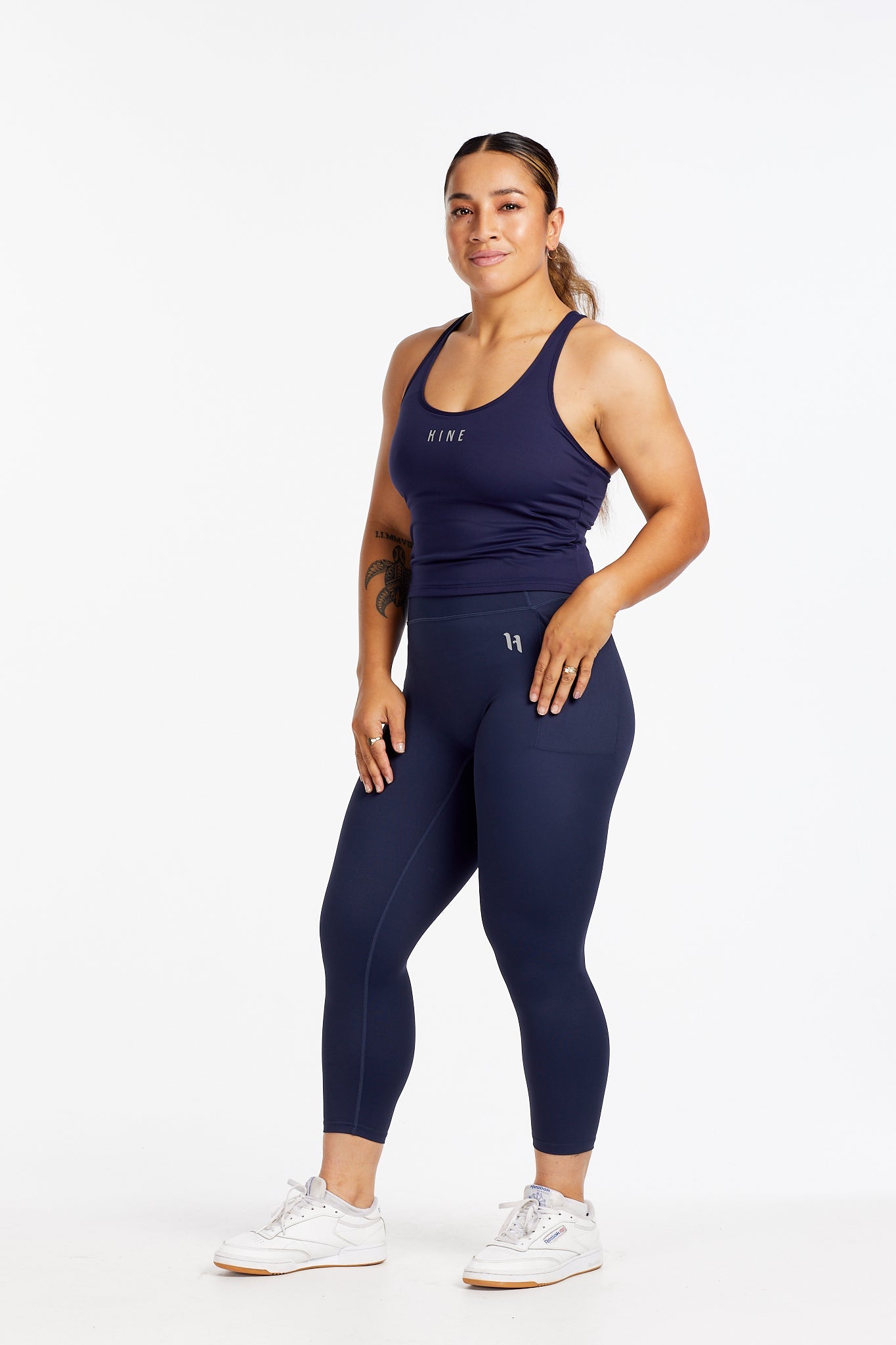 PERFORMANCE RACERBACK CROP SINGLET NAVY