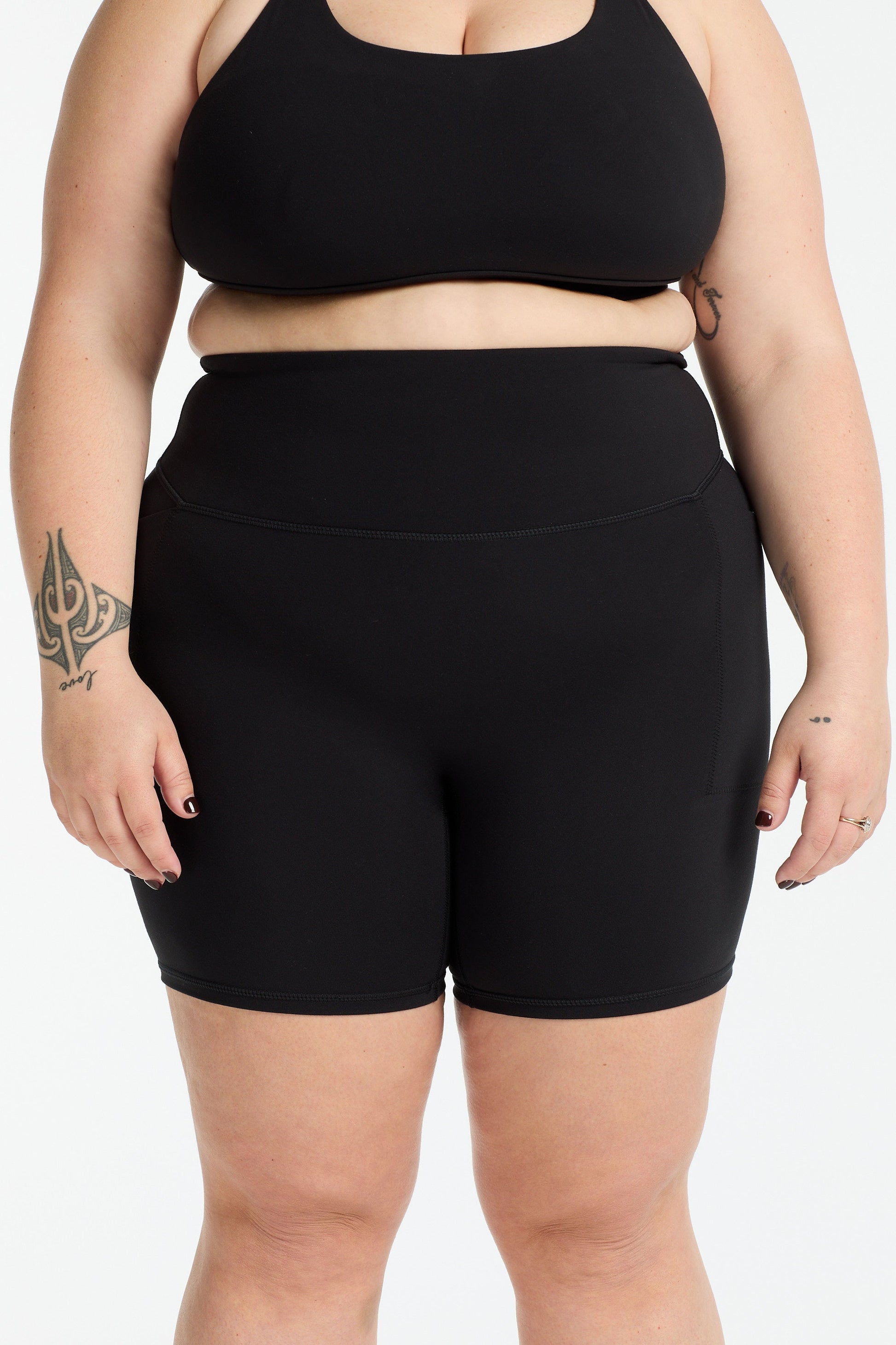 STAPLE 2.0 MID SHORT W/POCKET ONYX