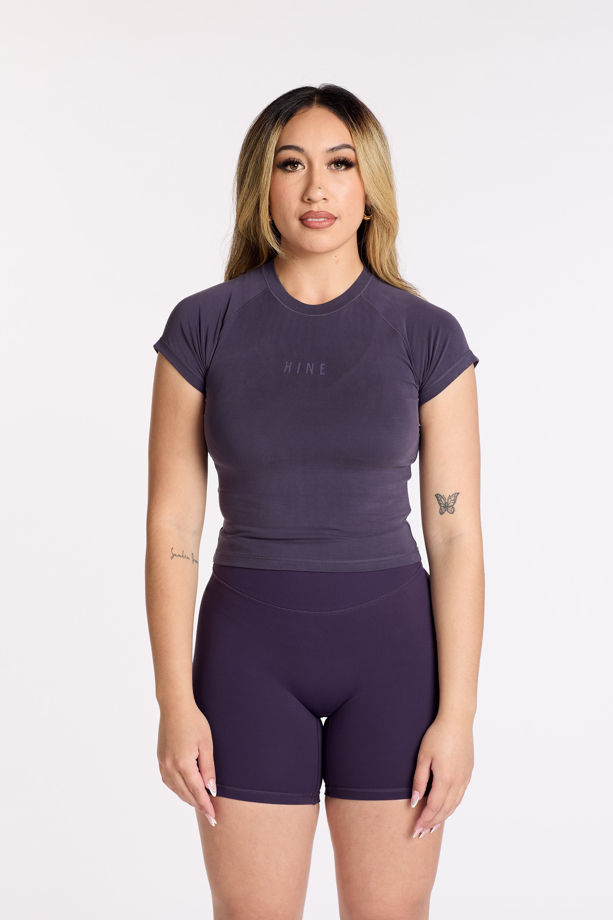THE ESSENTIAL CROP TEE MIDNIGHT