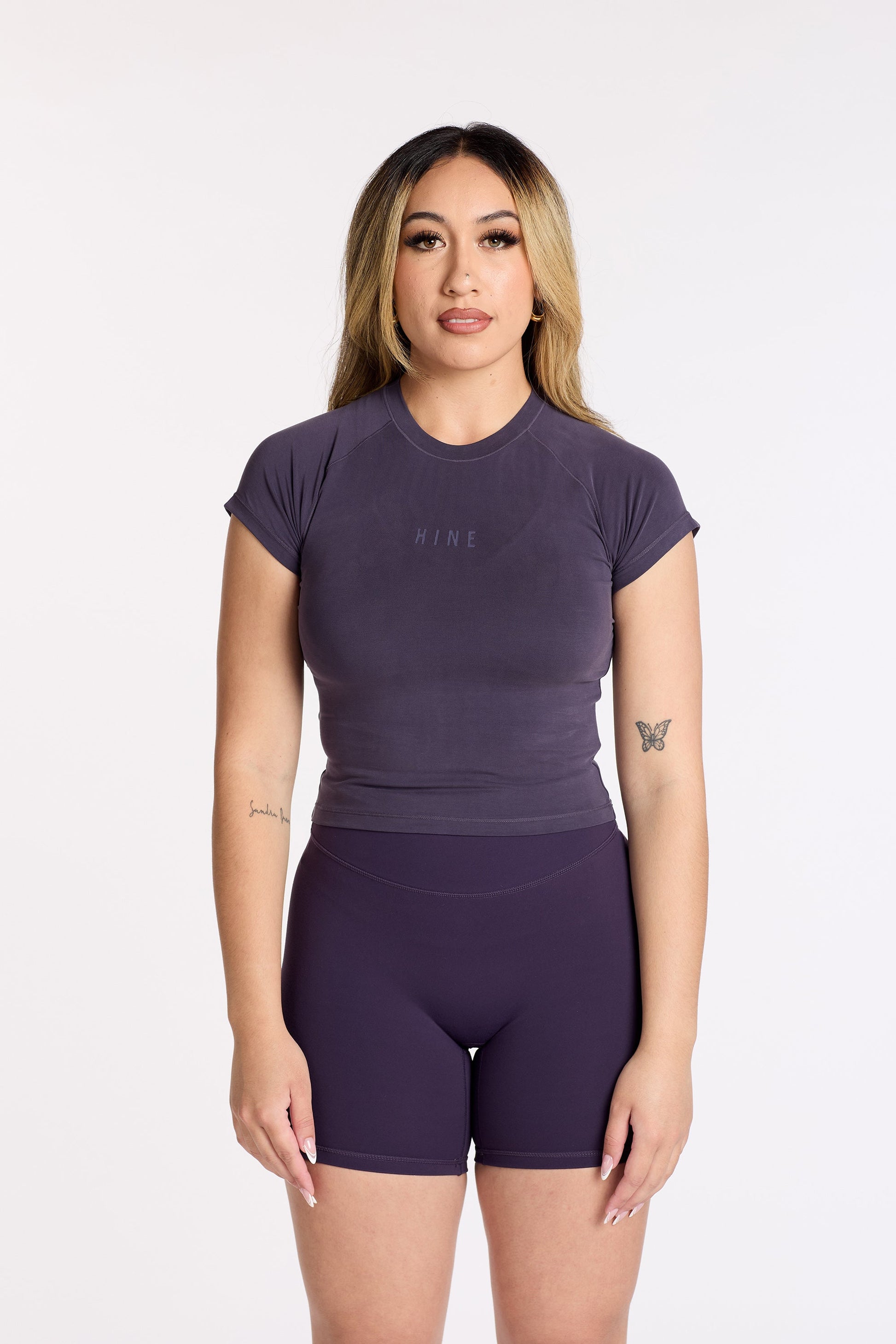 THE ESSENTIAL CROP TEE MIDNIGHT