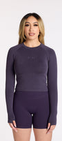 THE ESSENTIAL CROP LONG SLEEVE MIDNIGHT