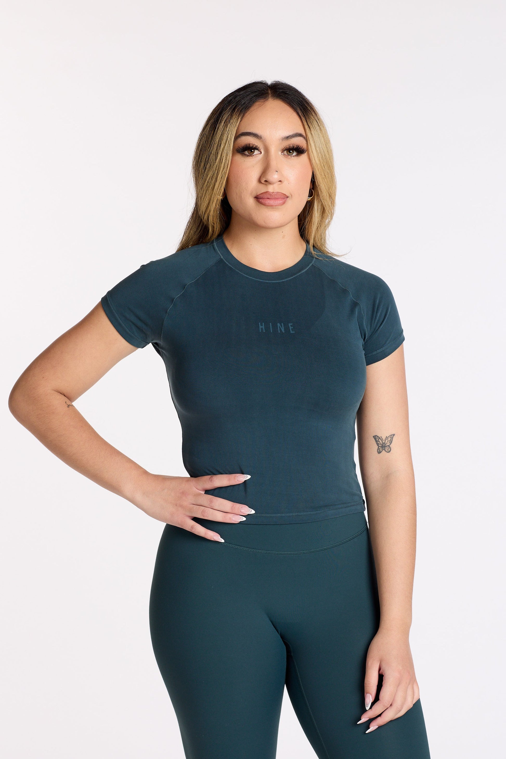 THE ESSENTIAL CROP TEE JADE