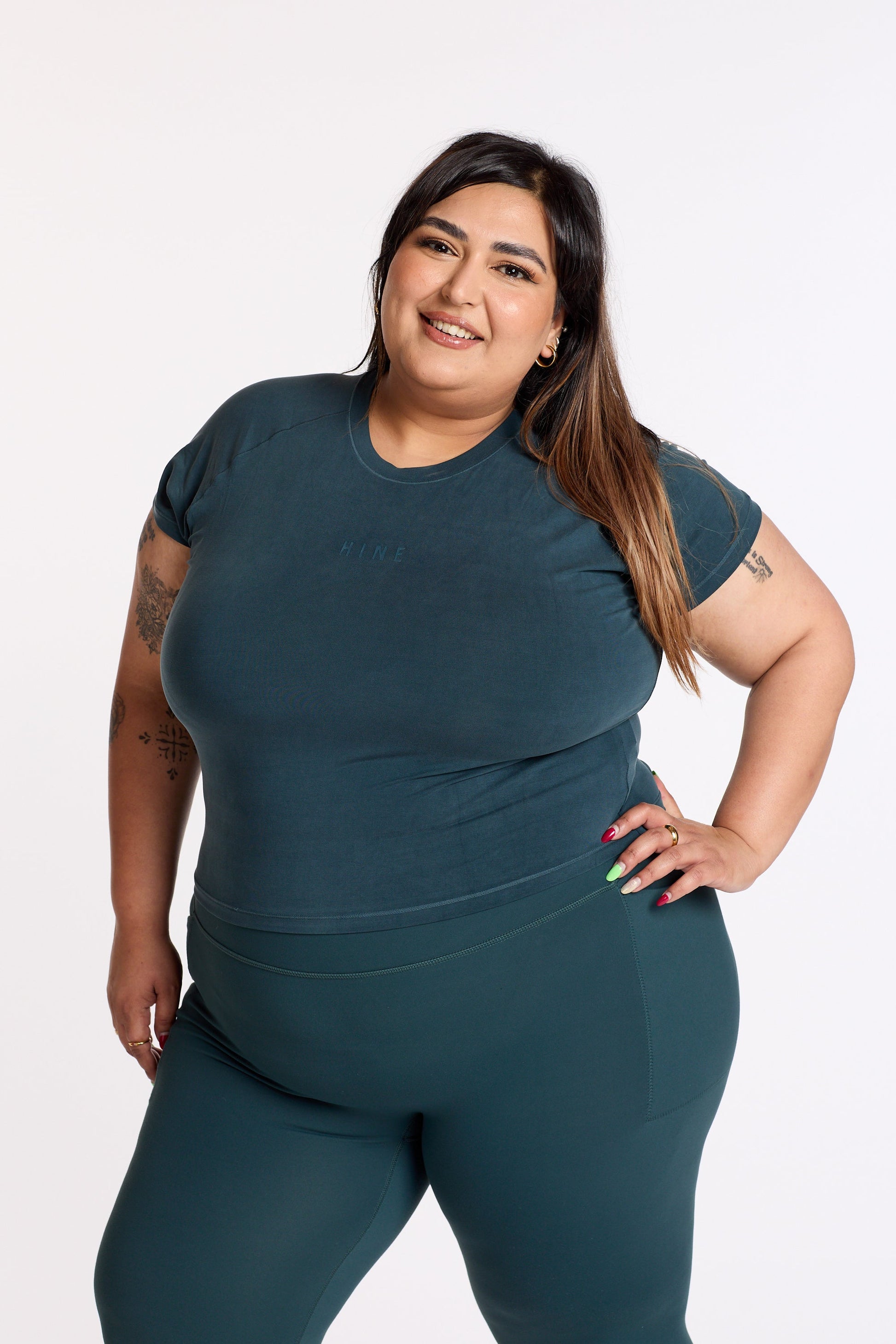 THE ESSENTIAL CROP TEE JADE
