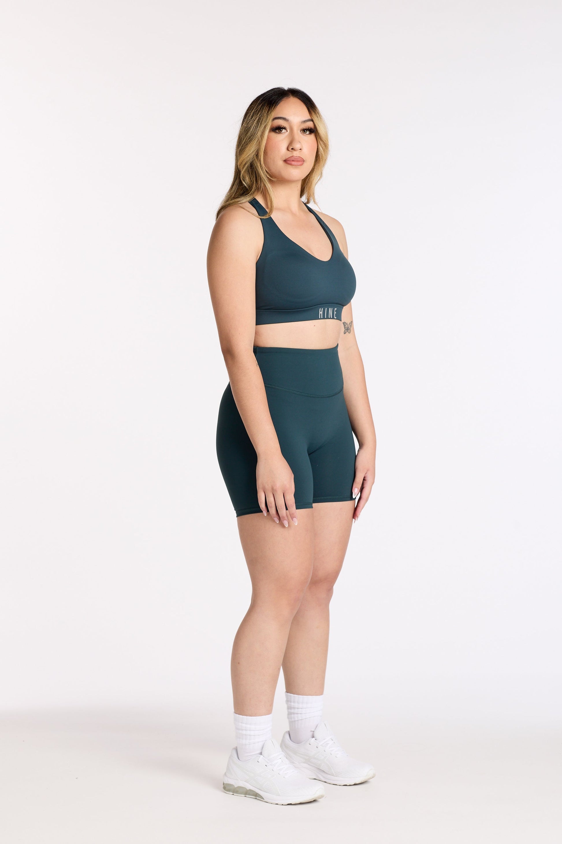 STAPLE MID SHORT JADE