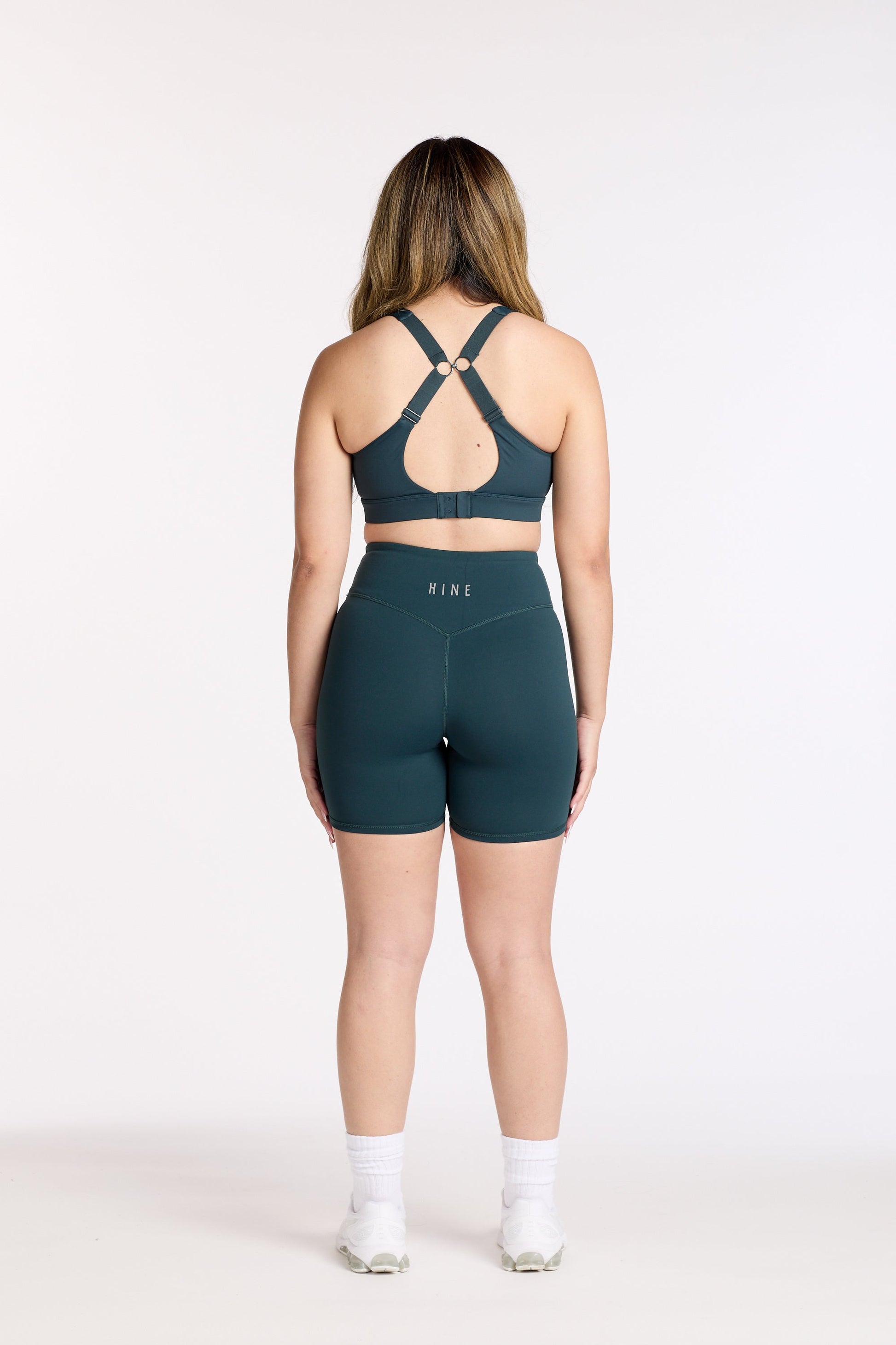 STAPLE MID SHORT JADE