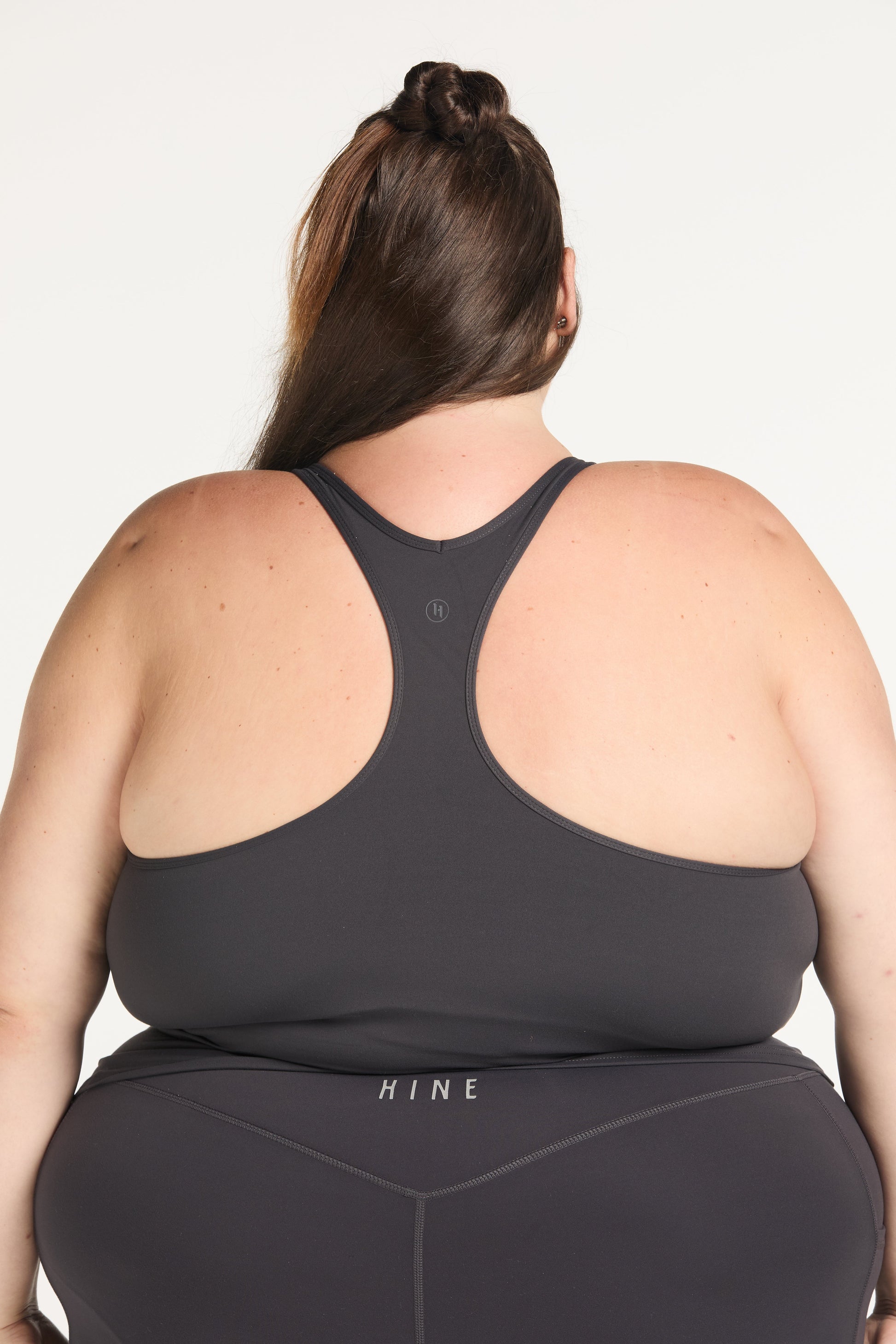 RACERBACK CROP SINGLET W/ IN-BUILT BRA CHARCOAL