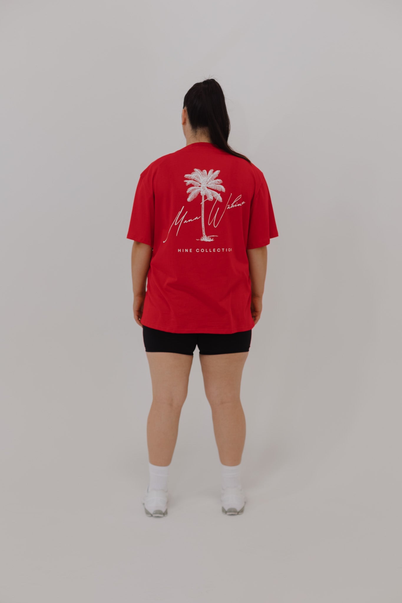 MANA WĀHINE TEE RED