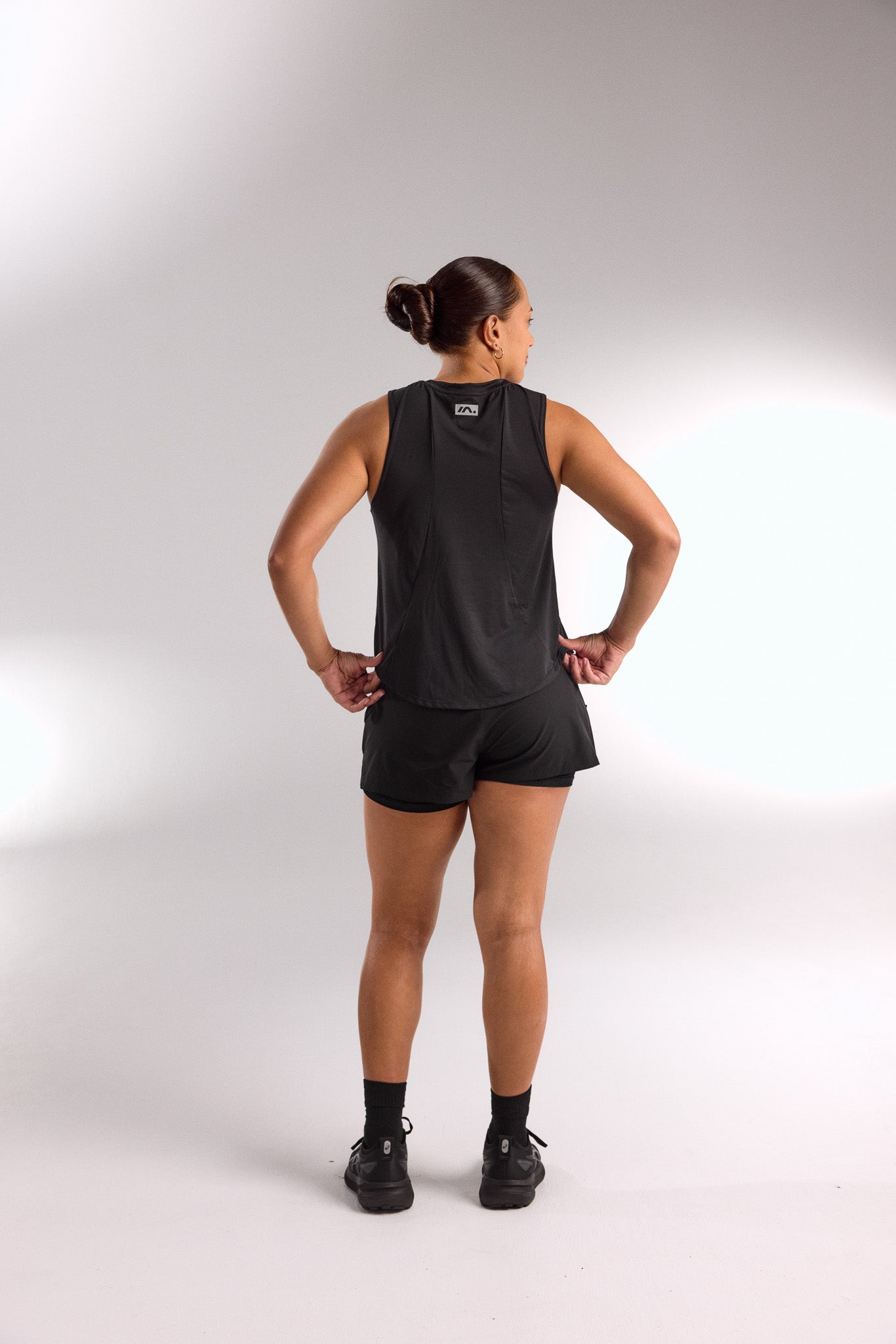 TRAINING SHORT WOMENS BLACK