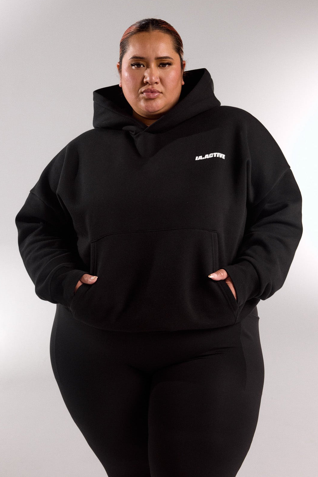 IA.ACTIVE HOODIE BLACK