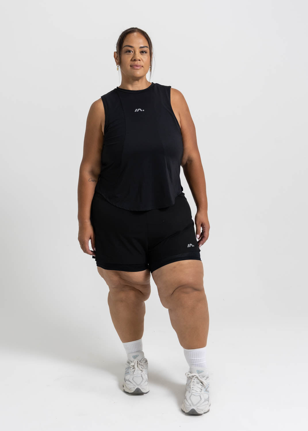 TRAINING SHORT WOMENS BLACK