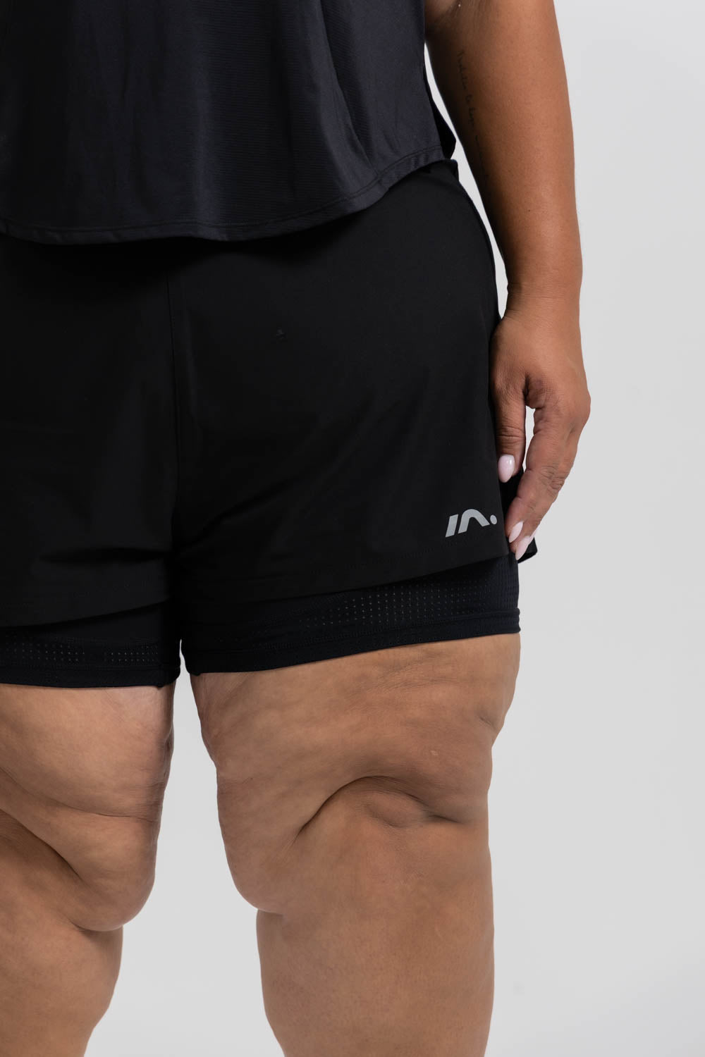TRAINING SHORT WOMENS BLACK