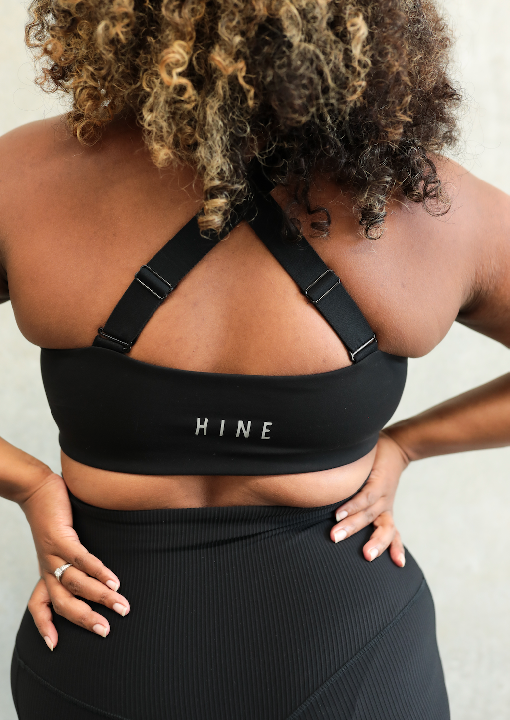 STAPLE MATERNITY ZIP UP BRA ONYX